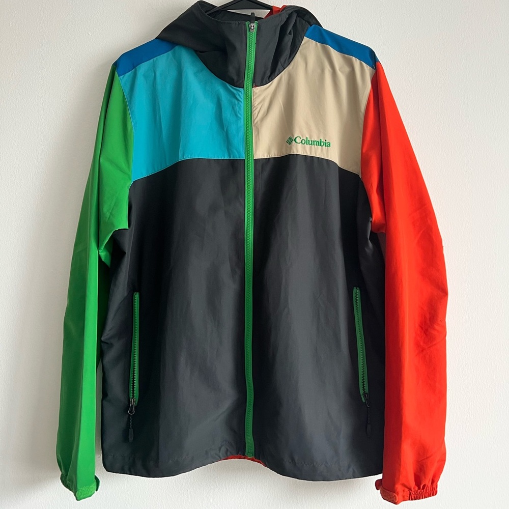 Columbia Lightweight Rain Jacket 
Mens Medium
